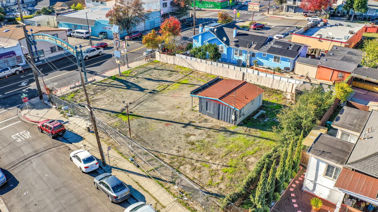 Land for Sale in Oakland California 94601